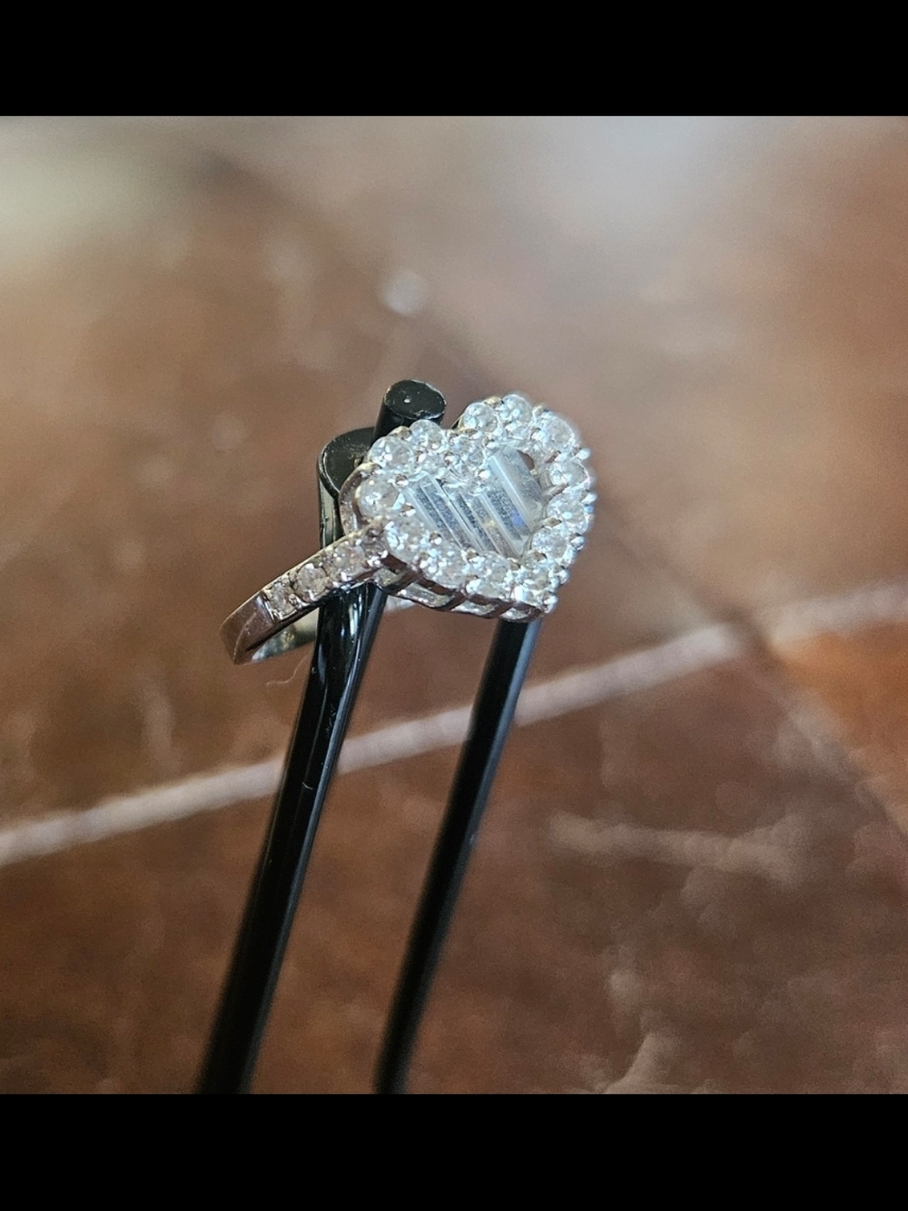 Heart Halo Faux Diamond Ring. Eye Catcher!! - Picture 3 of 8
